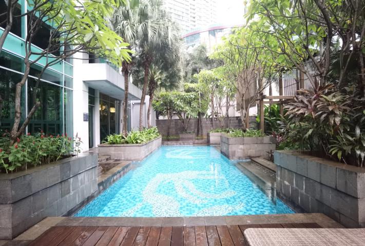 Apartemen The Grove Suites