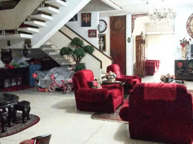 Dijual Rumah Simprug Garden 6 Kamar