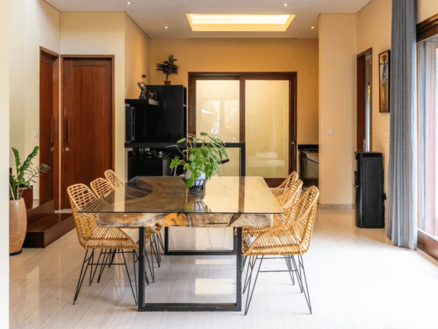 Dijual Villa Batubolong Bali 3 Kamar