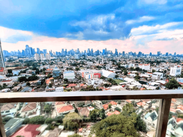 Kemang Village Tower Tiffany Lantai 23