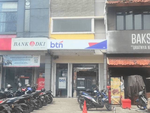 3 Floors Shophouse for Rent in Tangerang Selatan