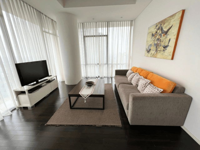 Verde Tower East Lantai 33