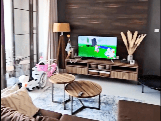 Tower King Lantai Tengah