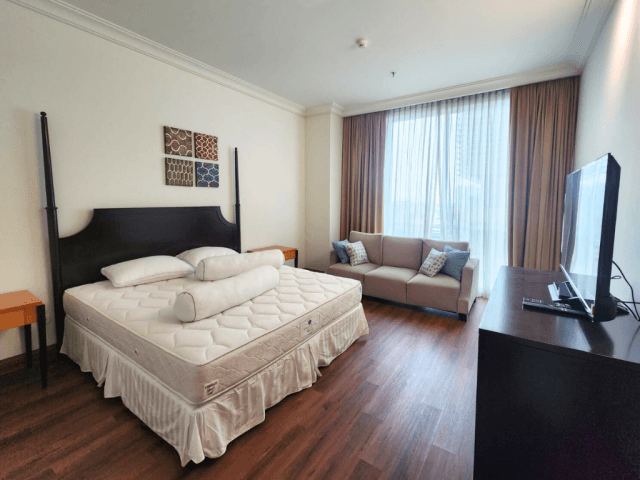 Pakubuwono View Tower Redwood Lantai Rendah