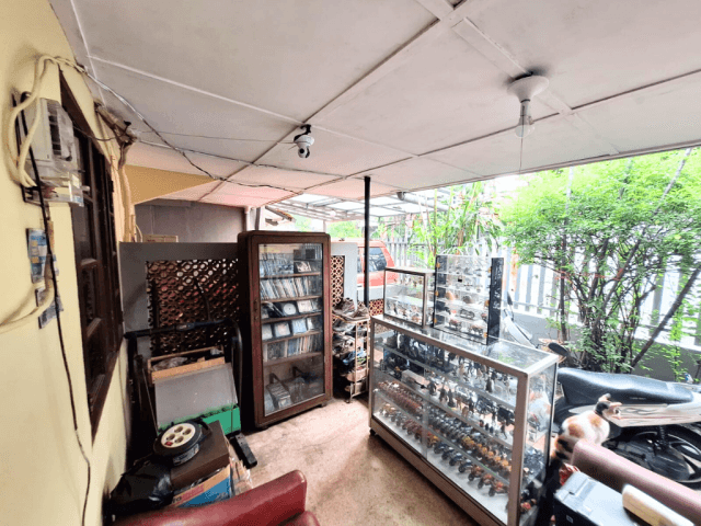 4-Bedrooms House For Sale in Jl. Cipayung Kebayoran Baru