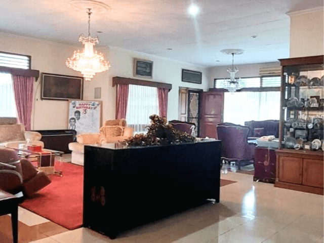 4-Bedrooms House For Sale in Kemang Timur