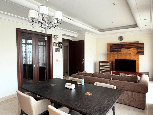 Pakubuwono View Tower Redwood Lantai Tinggi