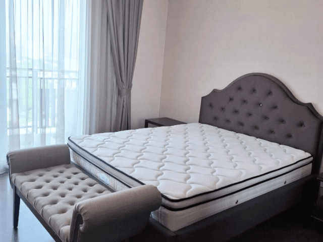 The Pakubuwono House Lantai Sedang