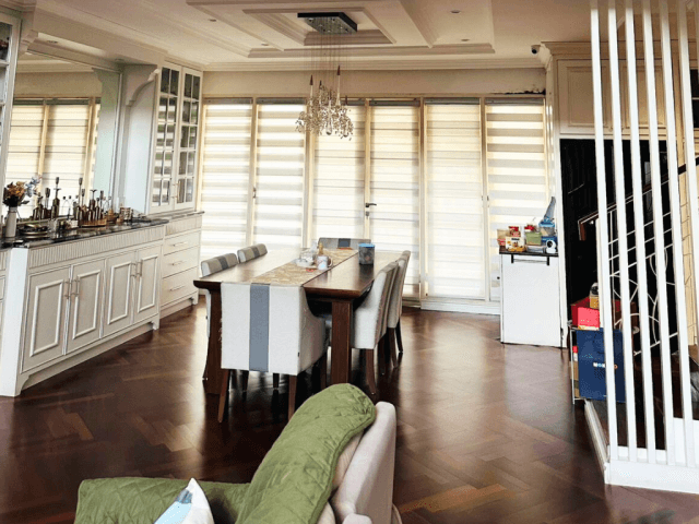 4-Bedrooms House for Sale Mega Cinere
