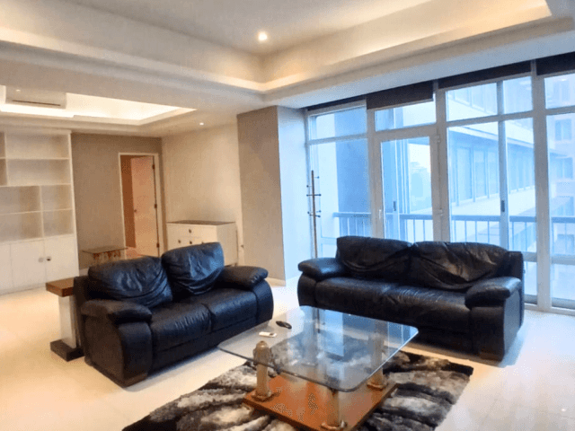 Ascott Jakarta Middle Floor