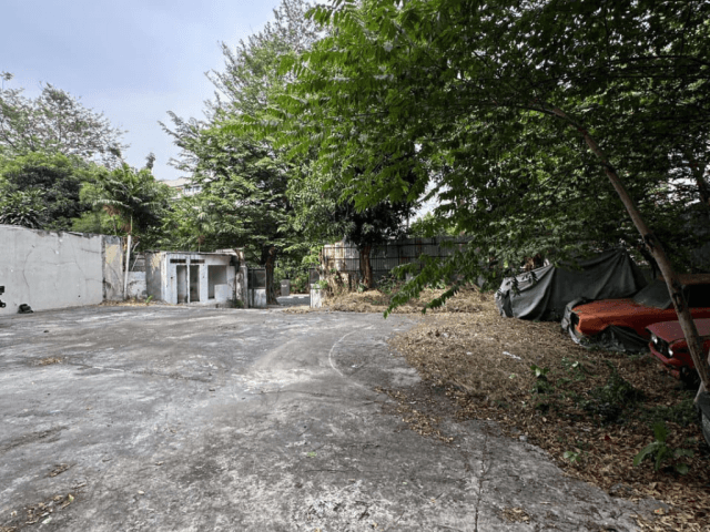 Plot of Land 563 m2 For Sale In Pakubuwono