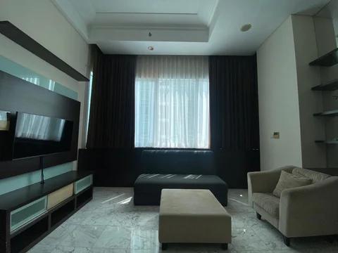 The Peak Sudirman Tower Regal Lantai Tinggi