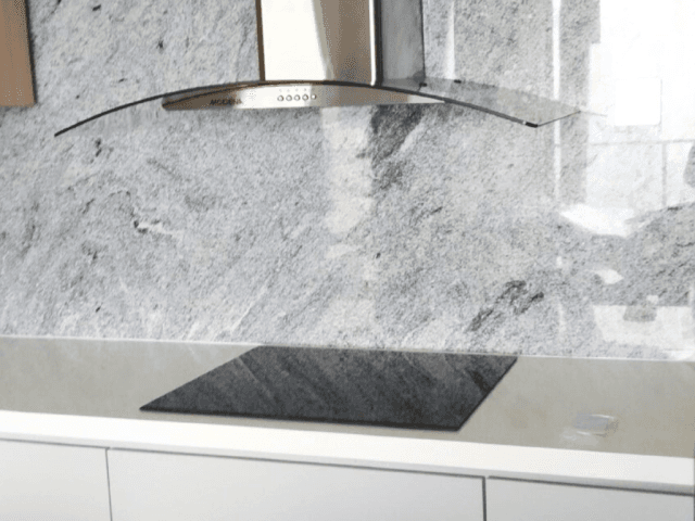 Sudirman Hill Lantai Tinggi