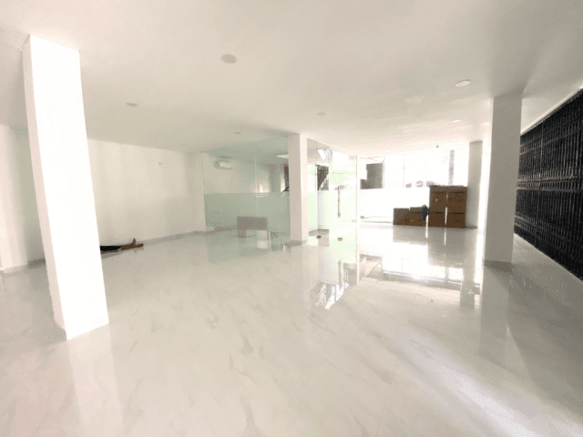 4 Storeys Building for Rent in Radio Dalam