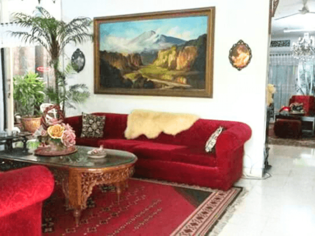 Dijual Rumah Simprug Garden 6 Kamar