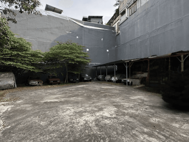 Plot of Land 563 m2 For Sale In Pakubuwono