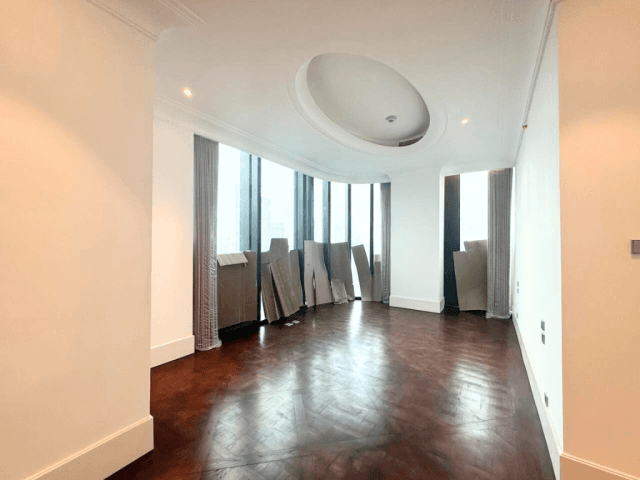 St. Regis Jakarta Middle Floor