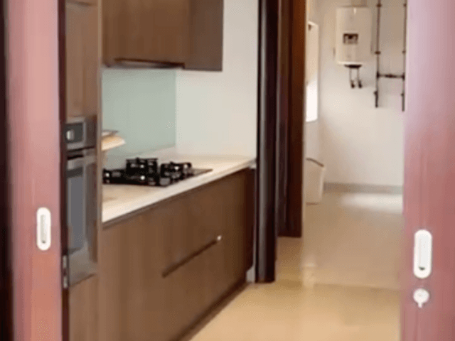 Pakubuwono View Tower Redwood Lantai Rendah