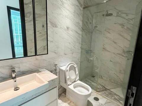 Tower Regis Lantai Bawah