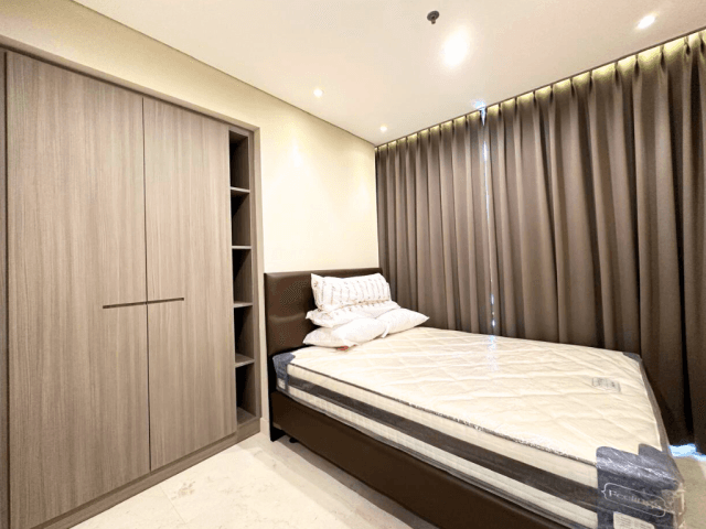 Ciputra World 2 Tower The Residence Lantai 42