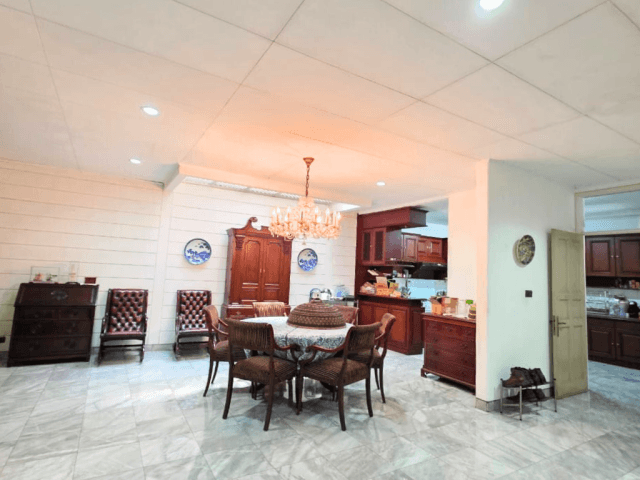 5-Bedroom House for Sale in Keramat Pela