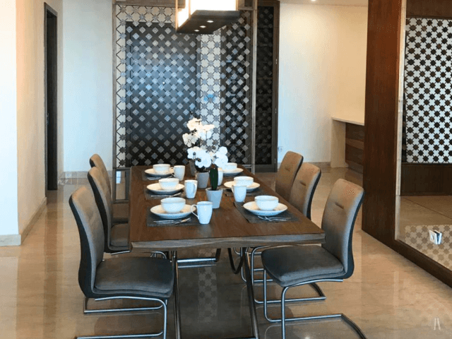 Pakubuwono House Lantai Sedang