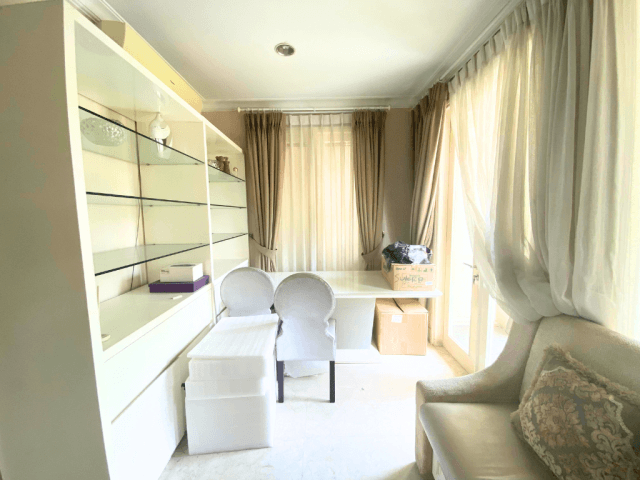 Rumah Dijual Senayan Residence 3 Kamar