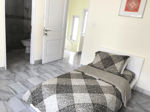 3-Bedrooms House For Rent in Lebak Bulus