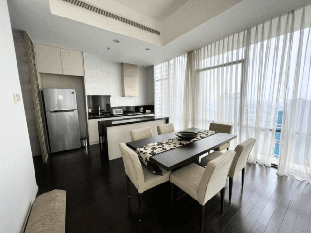 Verde Tower East Lantai 33