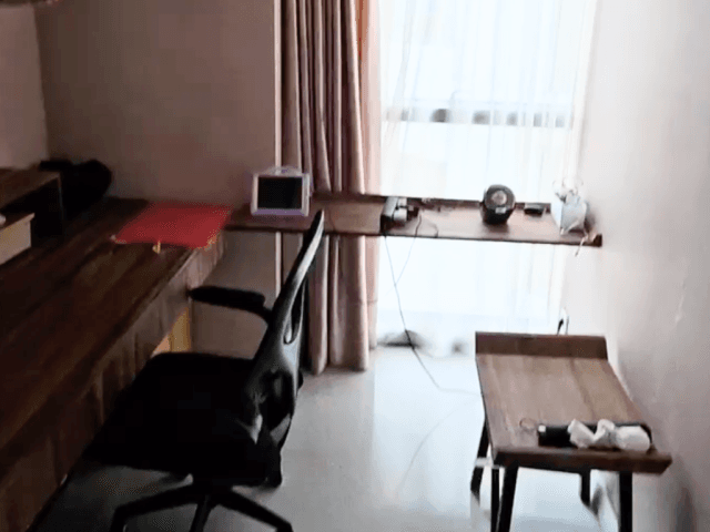 Tower King Lantai Tengah