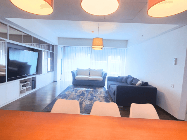 Verde One Tower North Lantai 8