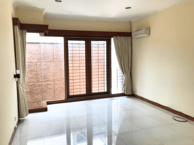 4-Bedroom House for Rent in Pondok Hijau