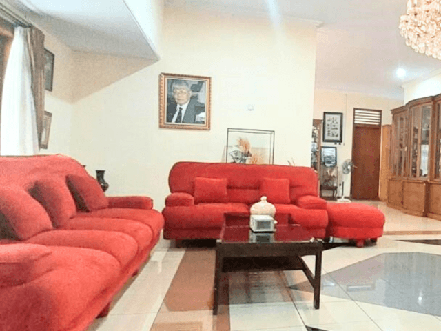 4-Bedrooms House For Sale in Kemang Timur