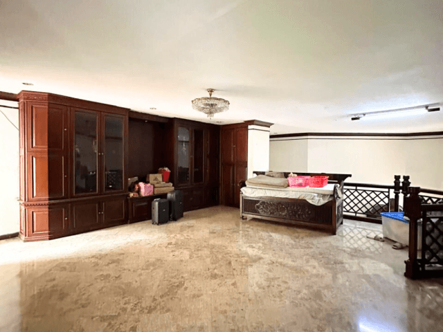 3-Bedrooms House For Sale Melawai