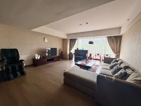 Verde Tower South Lantai Rendah