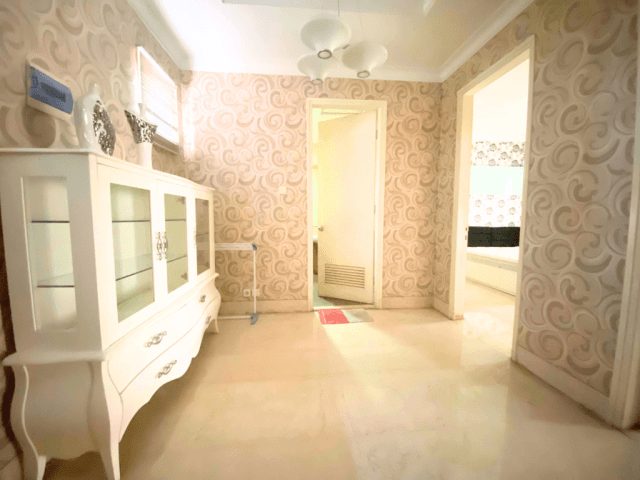 Rumah Dijual Senayan Residence 3 Kamar
