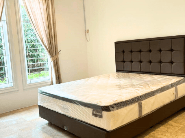 4-Bedrooms House For Sale in Townhouse Cipete