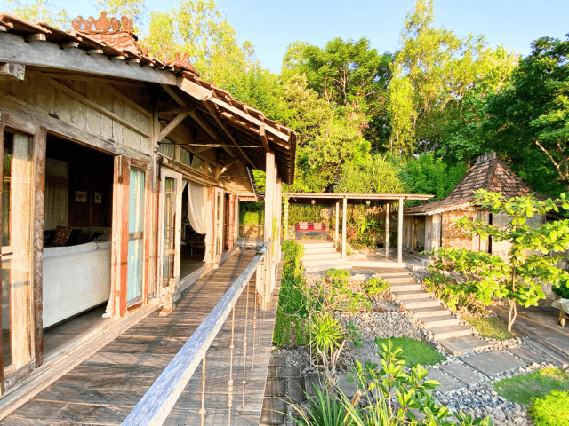 Rumah Villa Dijual Pulau Ceningan Bali 3 Kamar