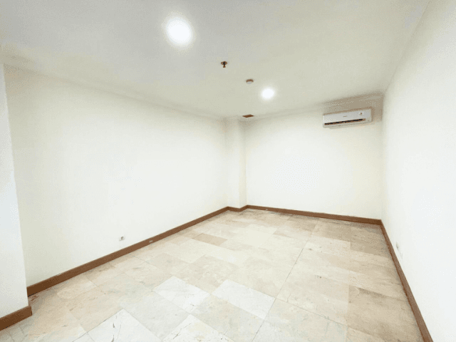 Simprug Indah Lantai 20