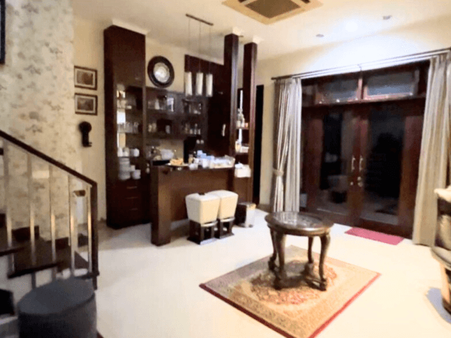 5-Bedroom House for Sale in Panglima Polim