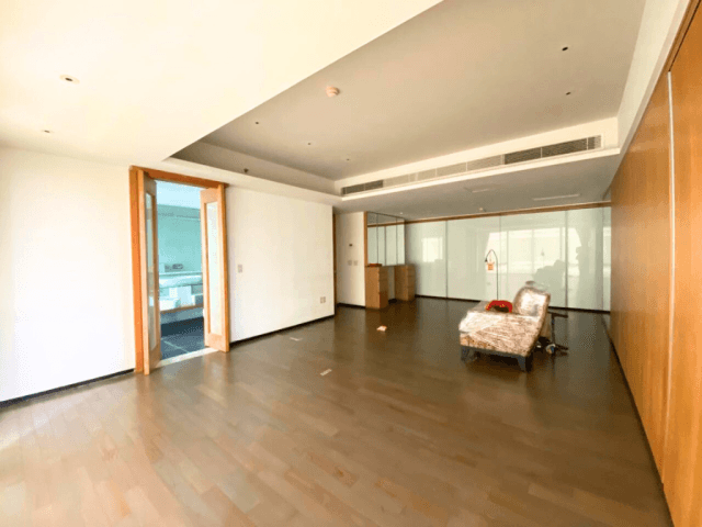 Verde One Tower North Lantai 9