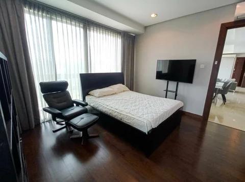 The Mansion at Kemang Lantai Sedang