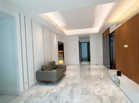 Tower Regis Lantai Bawah