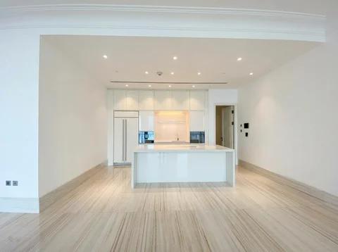 Mid Floor