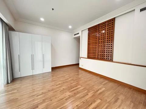 Pakubuwono Residence Tower Ironwood Lantai Sedang