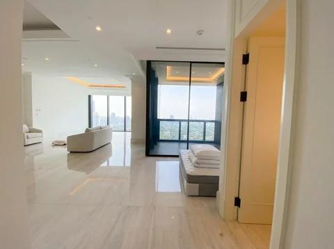 Apartemen St. Regis Mid Floor
