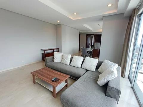 Apartemen The Mansion Lantai Tengah