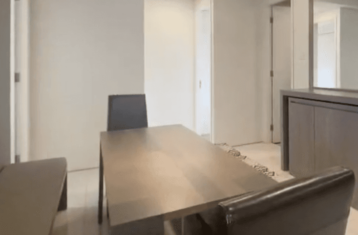 1Park Residence Tower C Lantai 8