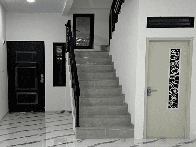 4-Bedroom House for Sale in Tanjung Duren