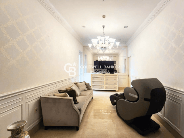 Pakubuwono Signature Lantai Sedang